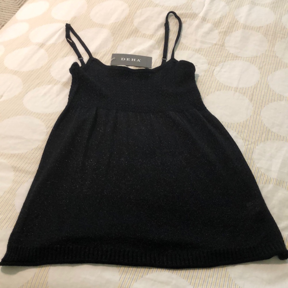 🔥🔥NWT DEHA black witch sparks sleeveless top